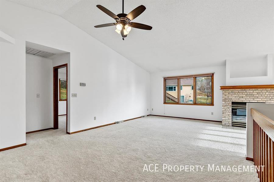 5116 Stoney Creek Court - Photo 5 of 13