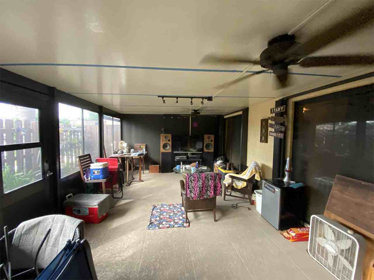 1011 Springdale Cir #1 - Photo 5 of 9