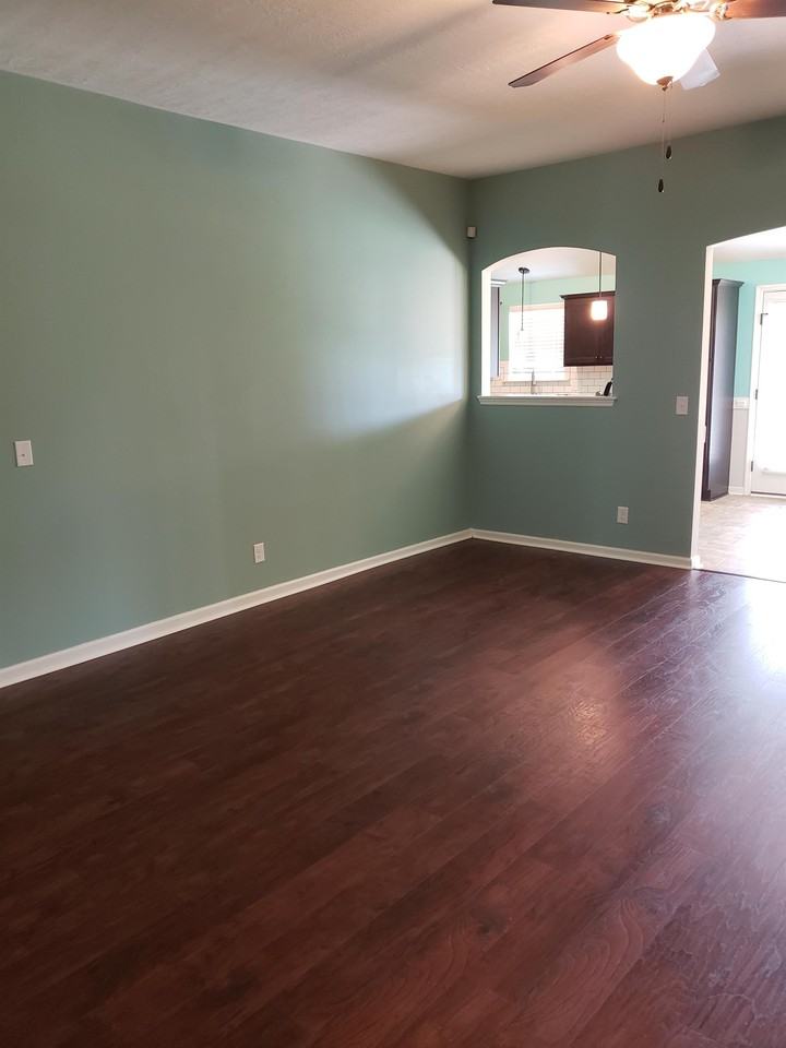 3237 Alexandria Dr #1 - Photo 5 of 35