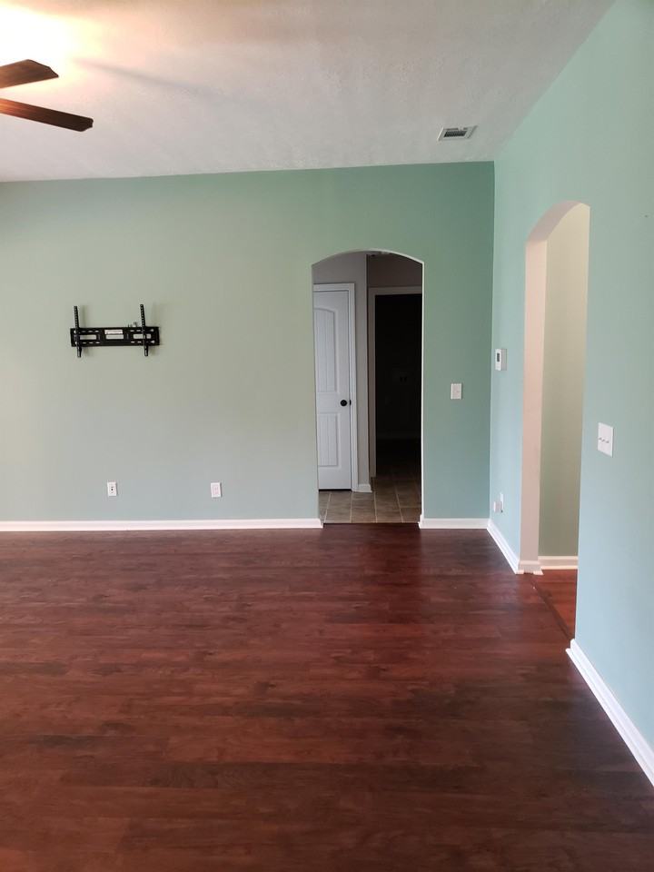 3237 Alexandria Dr #1 - Photo 7 of 35