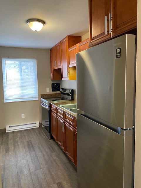 122 Gluck St #122 - Photo 2 of 13
