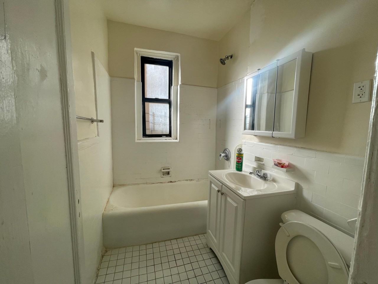 2944 Perry Avenue #3 - Photo 3 of 7