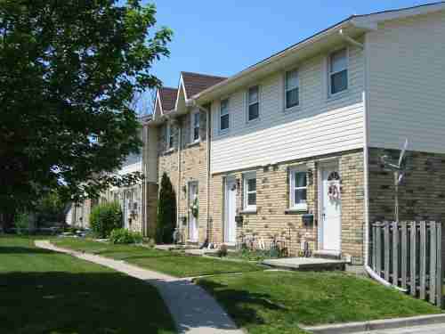 Huron Meadows Townhouses - Photo 2 of 10
