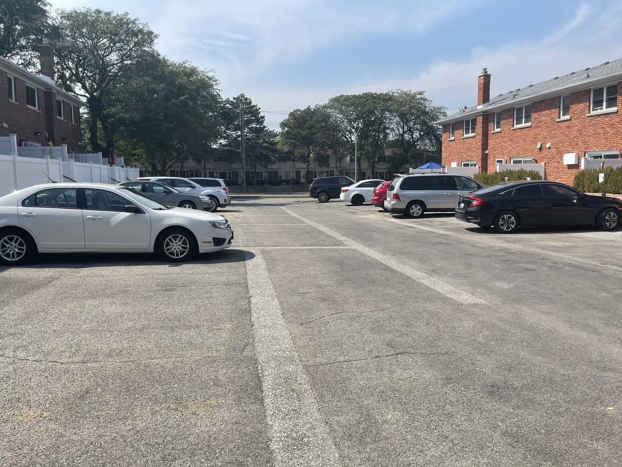 Manor Townhomes Apartments 646 Indian Rd N, Sarnia, ON N7T 7G8 Zumper