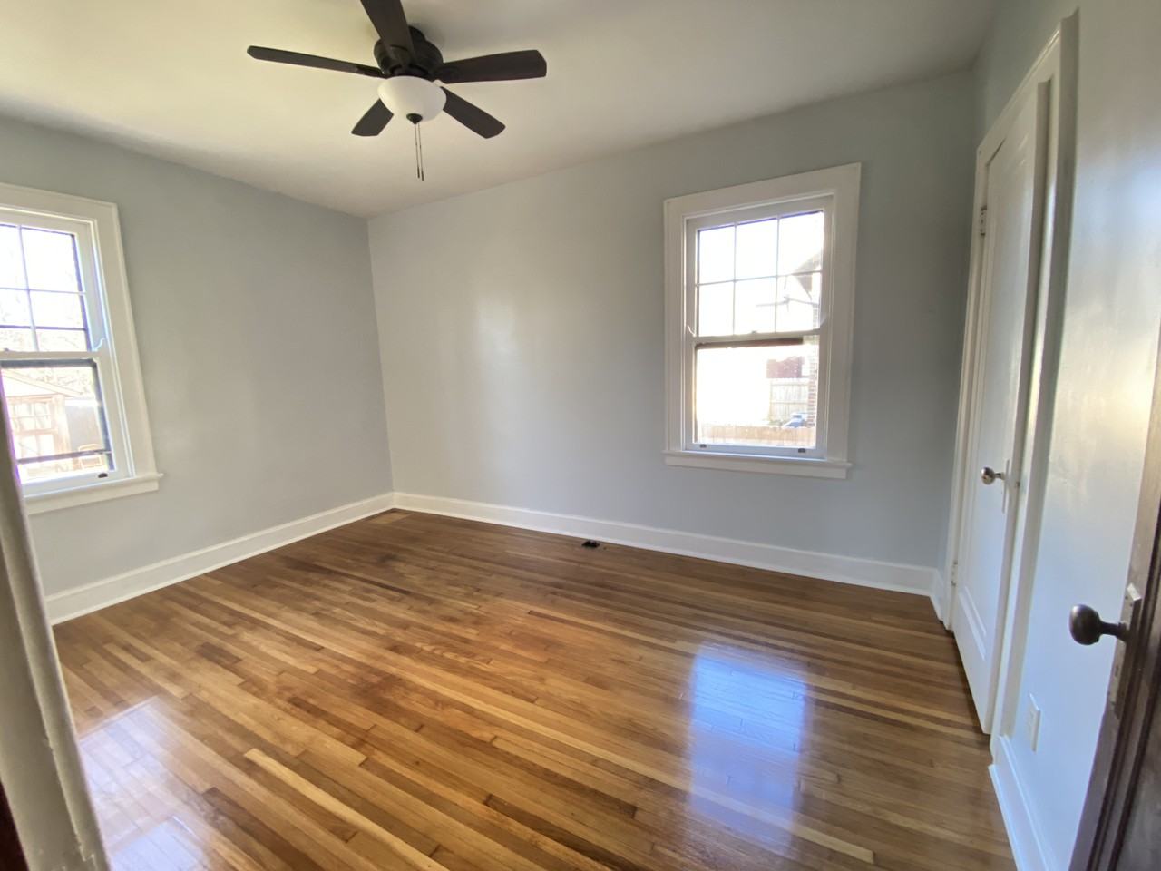 6677 Bantry Ave - Photo 3 of 14