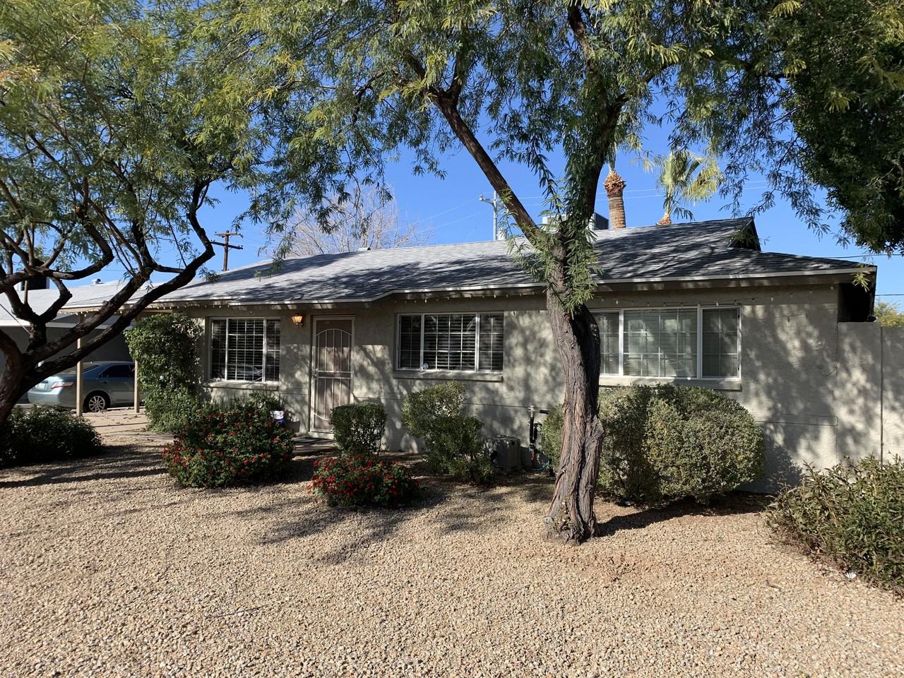 1008 E Griswold Rd #1 - Photo 2 of 35