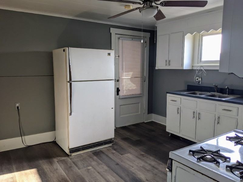 12 Front St #3 - Photo 2 of 37