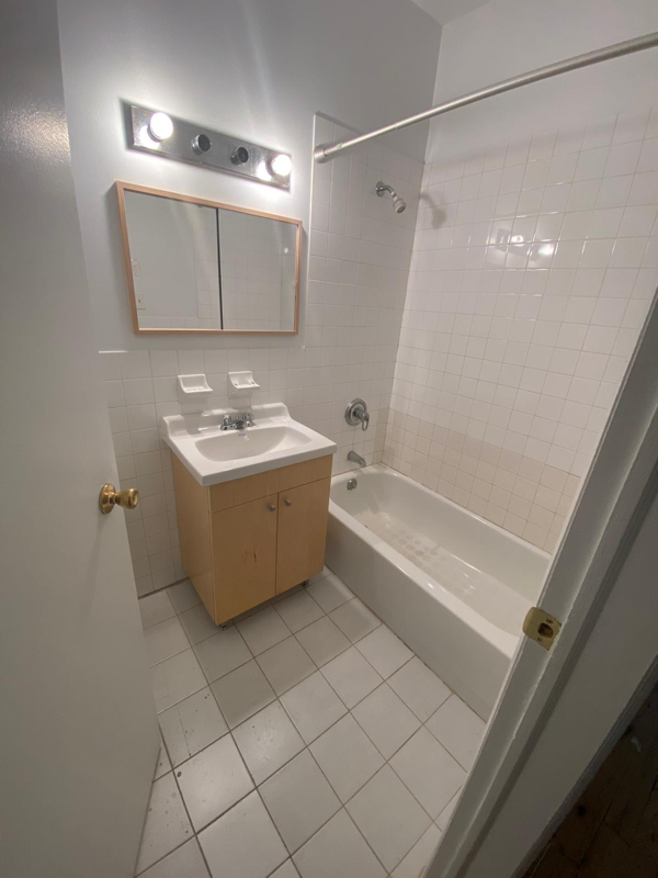 163 Mclean Ave - Photo 3 of 5