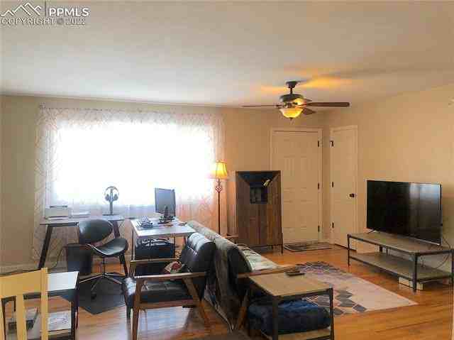 2406 Ember Dr - Photo 2 of 24