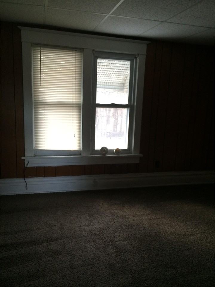 219 Jackson Street - Photo 3 of 14