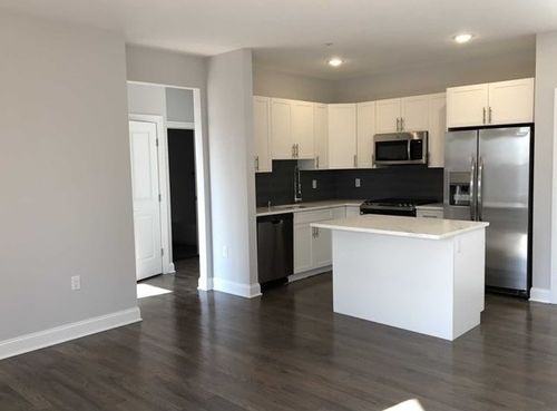40 Park Ave #302