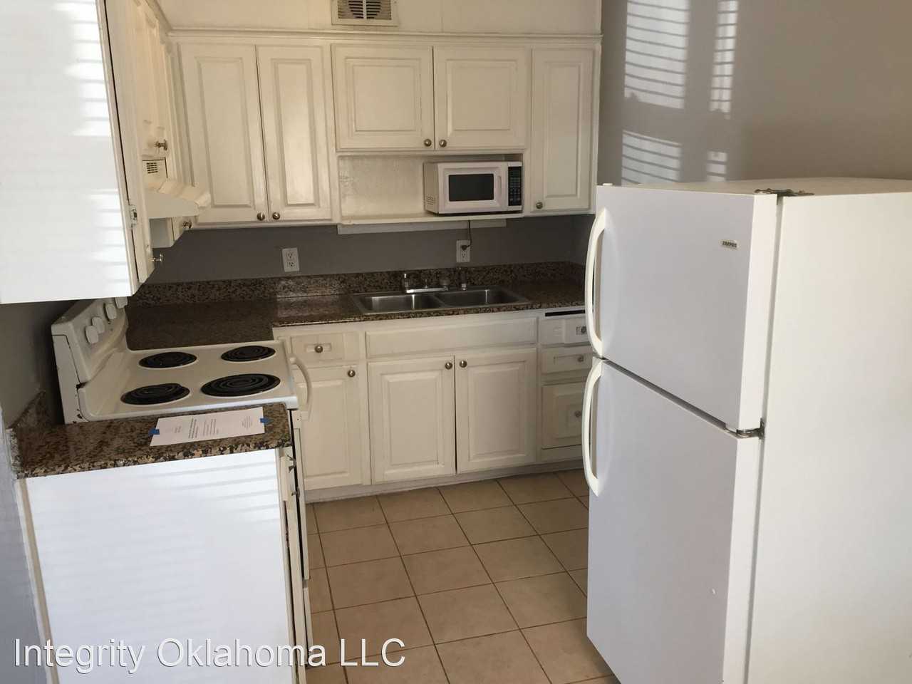 2015 NW 25th Street - Photo 3 of 9