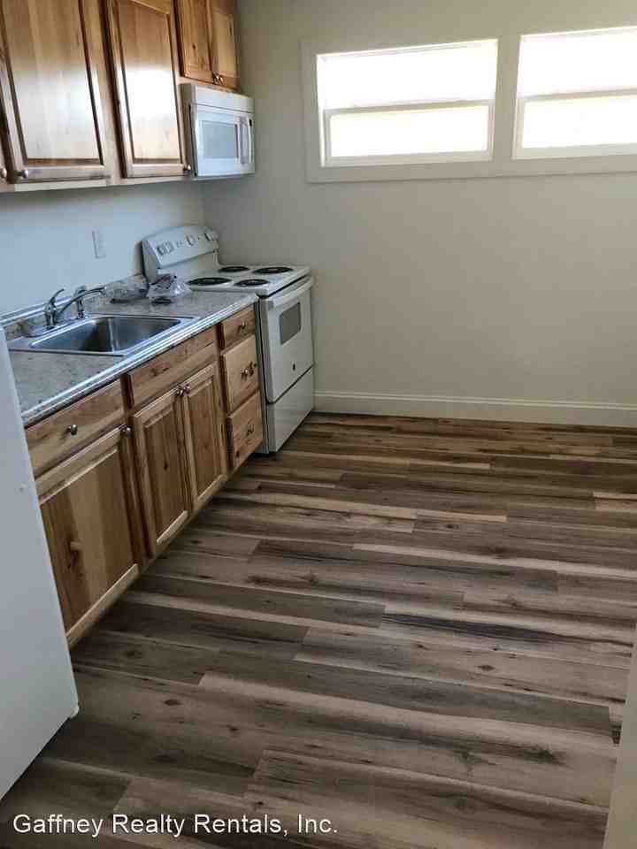 815 W. Buford st Apartments 815 W Buford St, Gaffney, SC 29341 Zumper