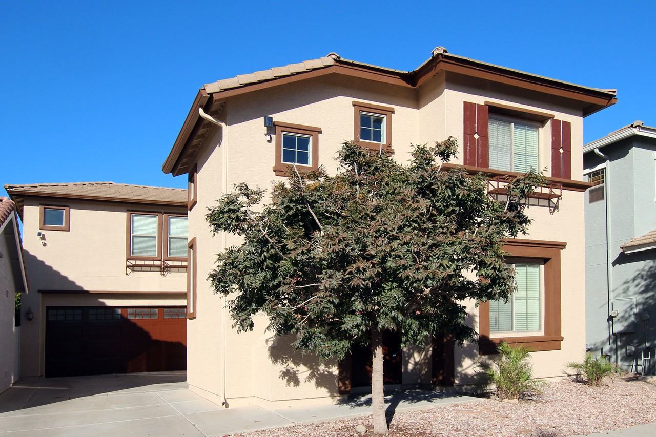 18830 E Swan Dr - Photo 2 of 41