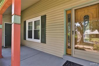 827 Country Heights Court - Photo 2 of 12