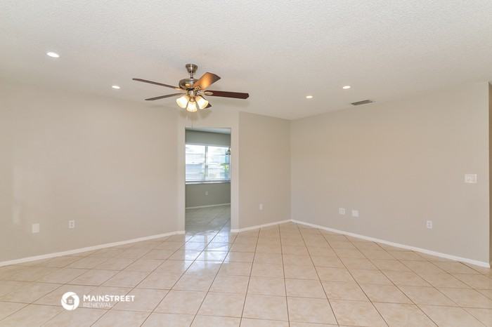 607 48th St W - Photo 3 of 16