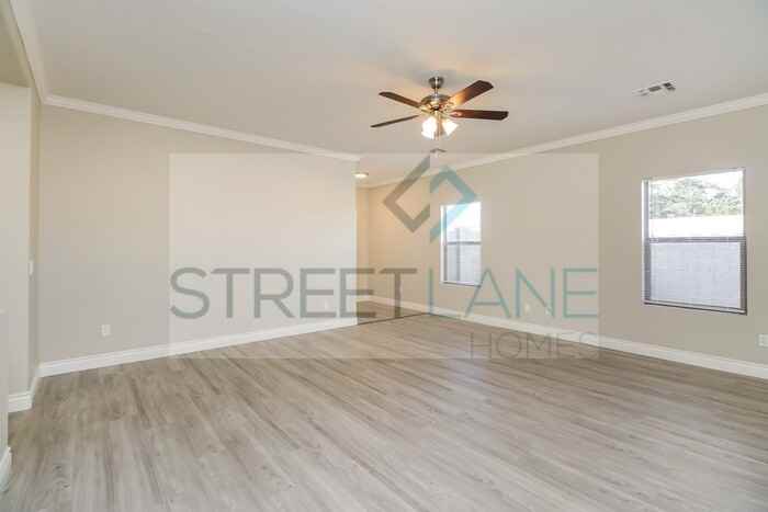 8426 E Navarro Cir - Photo 3 of 15