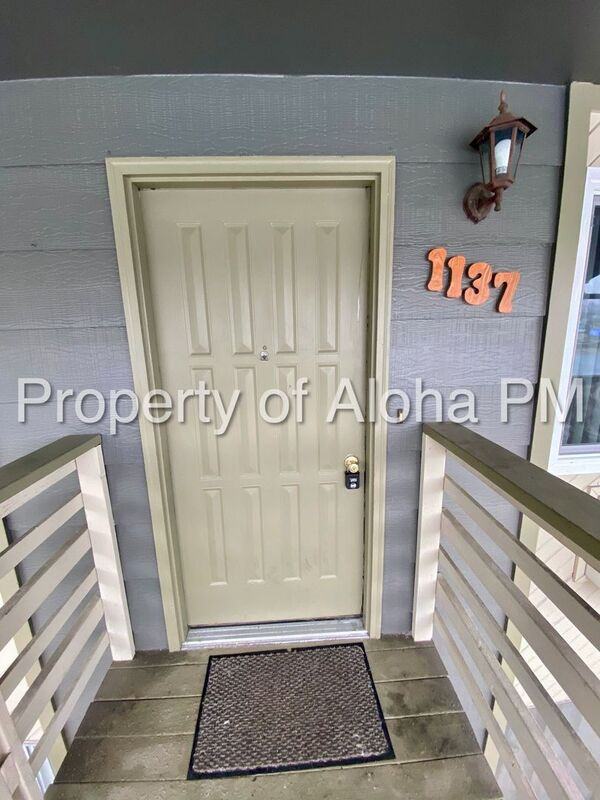 1137 N Arthur Ln - Photo 2 of 14