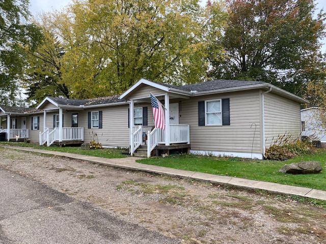 26 W 9th St #B - Photo 2 of 9