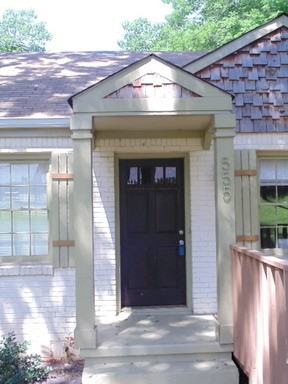 555 Ashburton Ave - Photo 2 of 26