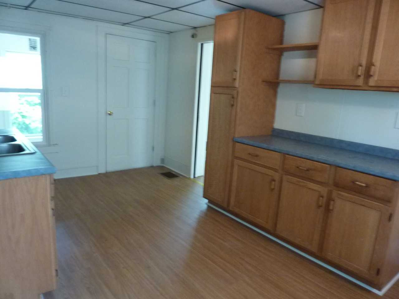 121 Fayette St #1 - Photo 6 of 10