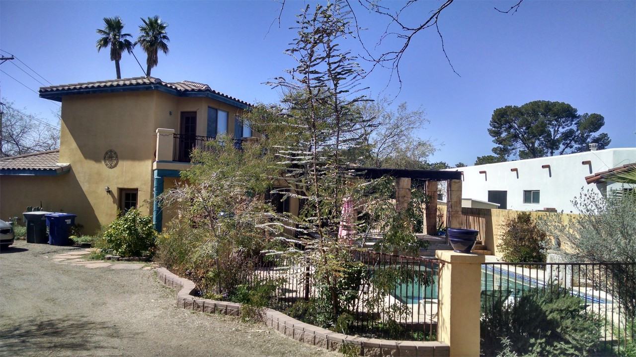 2334 E Prince Rd #1 - Photo 2 of 37