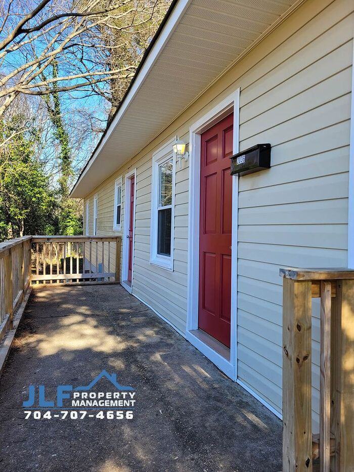 2036 Renner St - Photo 2 of 11