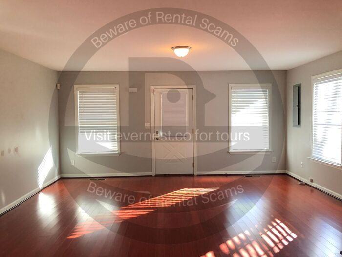 1153 Smith St Sw - Photo 2 of 21