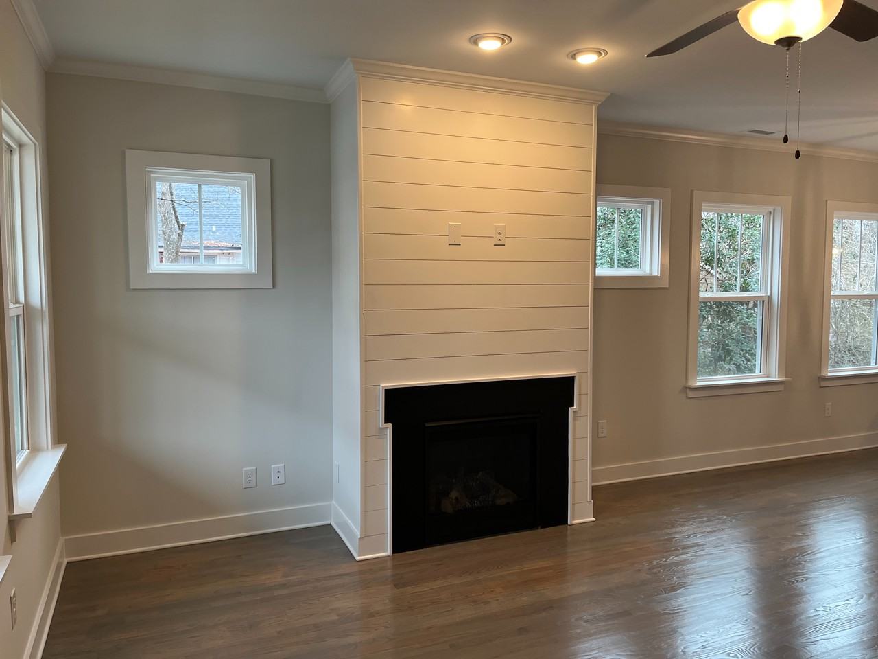 1706 Merrick St - Photo 7 of 17