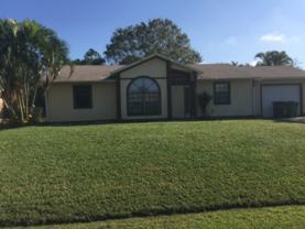 1133 Sw Hibiscus St - Photo 1 of 1