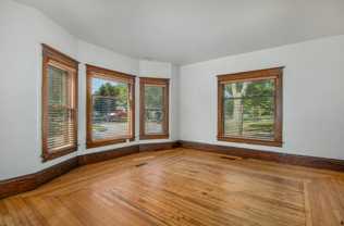 221 S Pine St - Photo 1 of 1