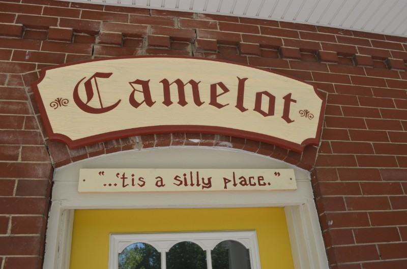 701 S University Ave - Photo 3 of 14