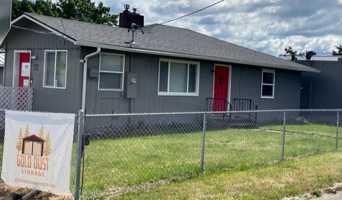 featured image of 160 Nw Rose St