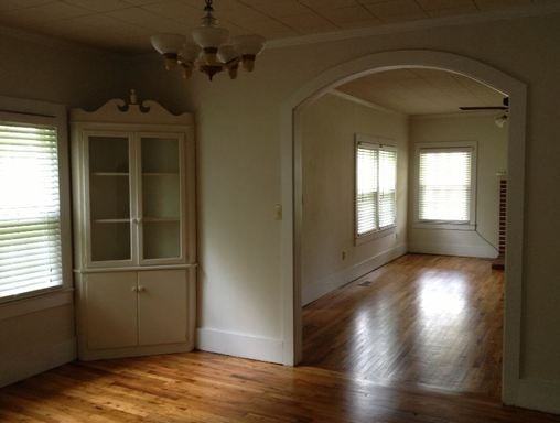 150 3 Oak Ln - Photo 3 of 11