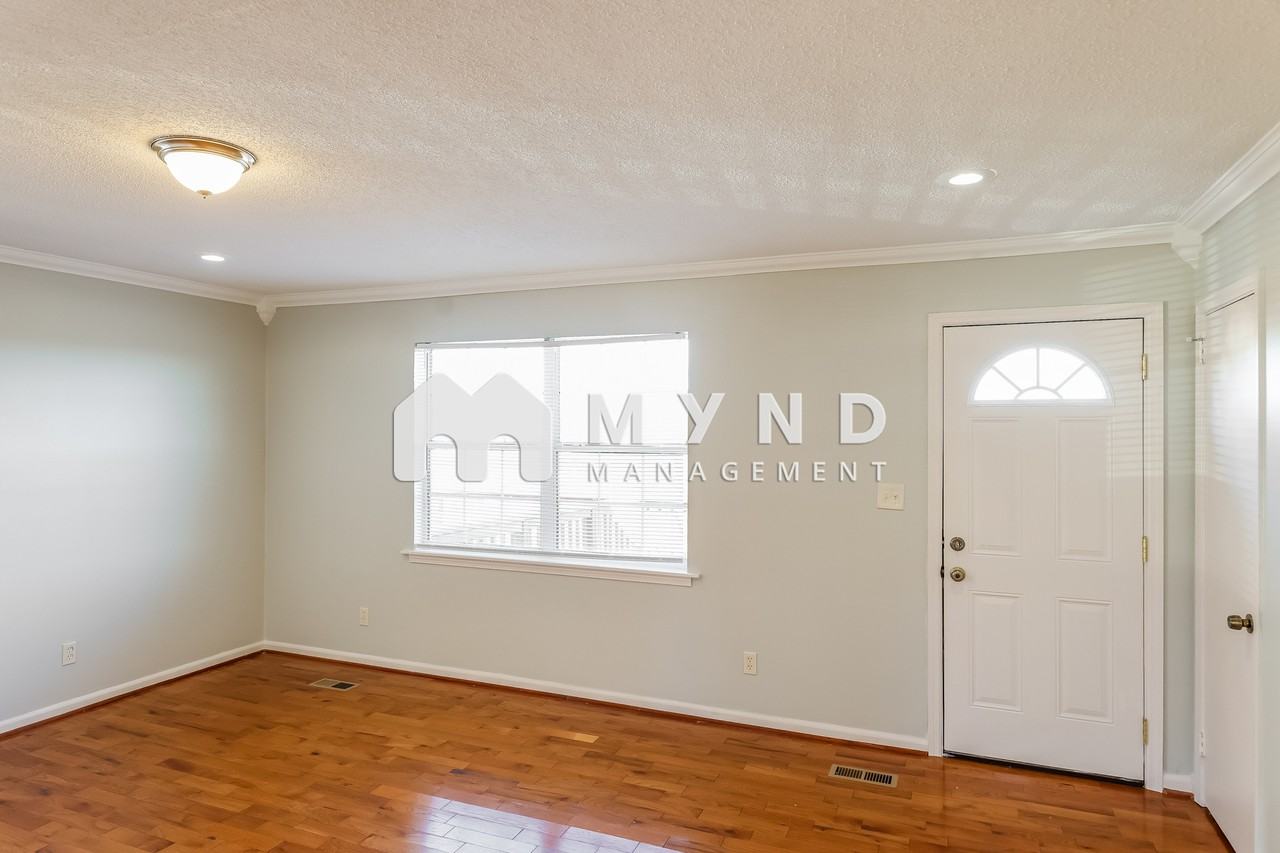 205 Closhire Dr - Photo 2 of 19