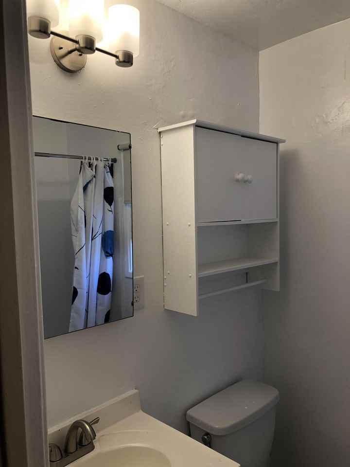 2471 Silver Lake Blvd #2471B - Photo 3 of 33
