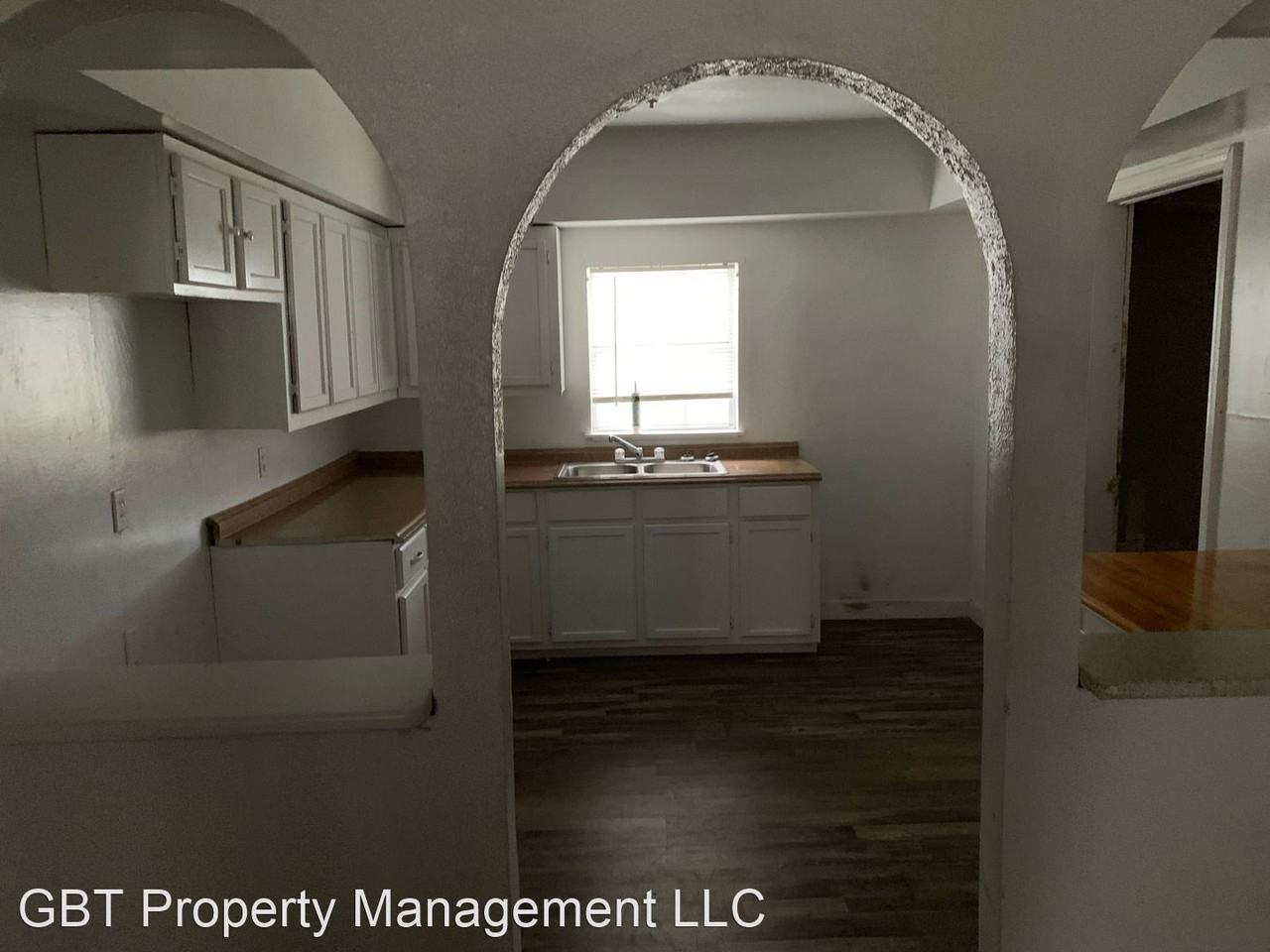 106 West Fulton - Photo 2 of 3