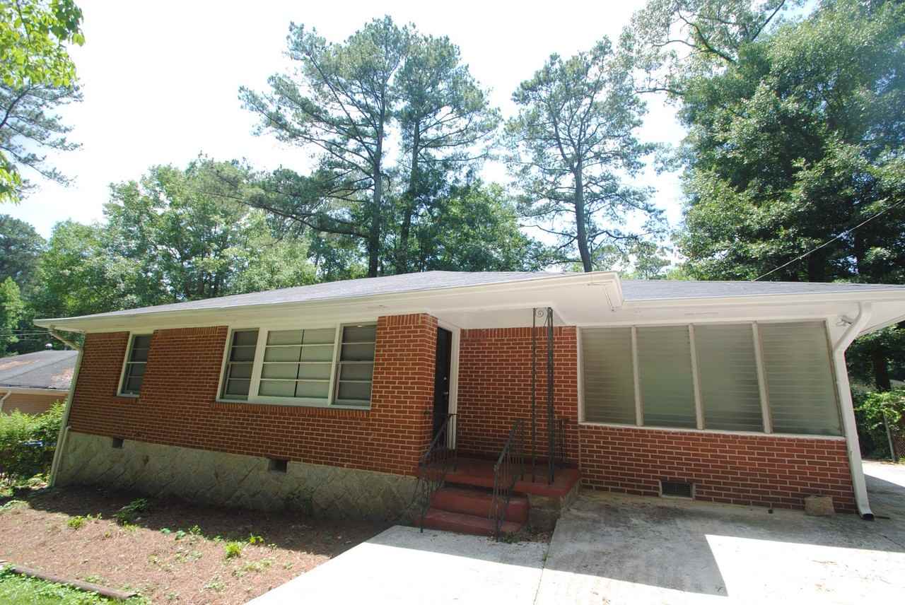 187 Fairburn Rd SW - Photo 2 of 2