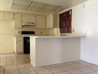 303 Regal Park Dr - Photo 2 of 12