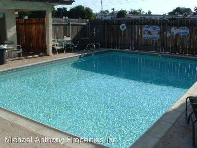 6767 Amherst St - Photo 3 of 16
