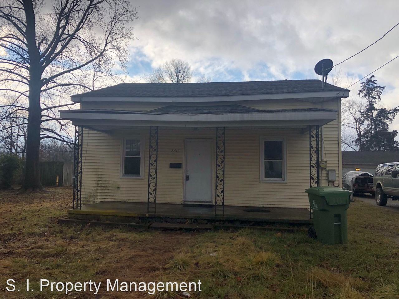2617 Cherry St - Photo 2 of 7