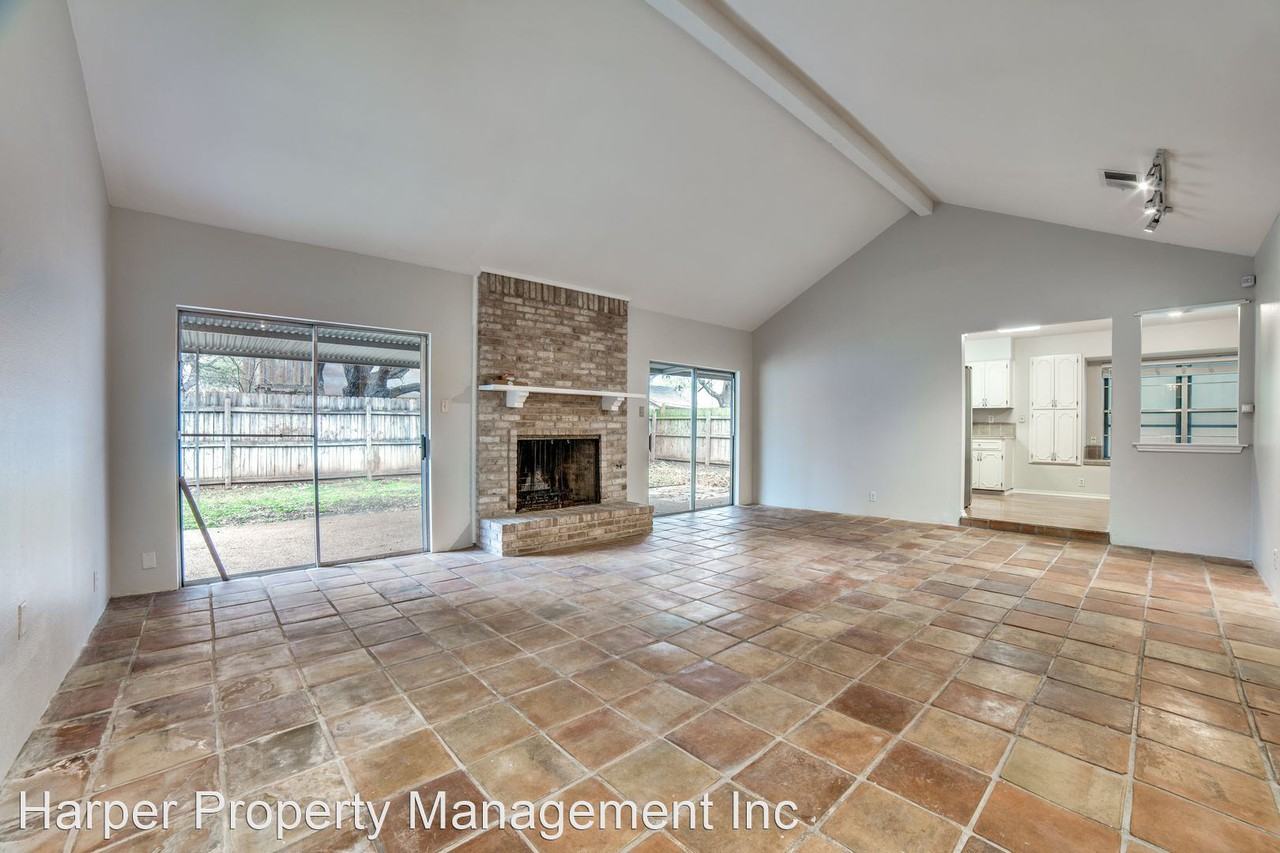 2703 Burning Ridge St - Photo 3 of 12