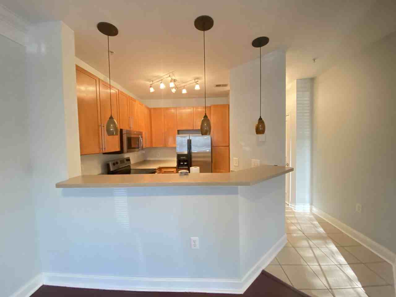 1002 Basildon Rd - Photo 2 of 18