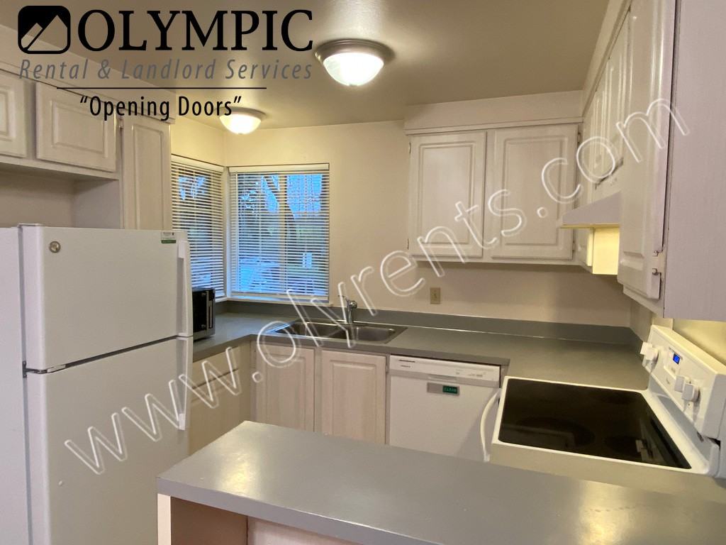 4940 Cottage Ln Se - Photo 2 of 6
