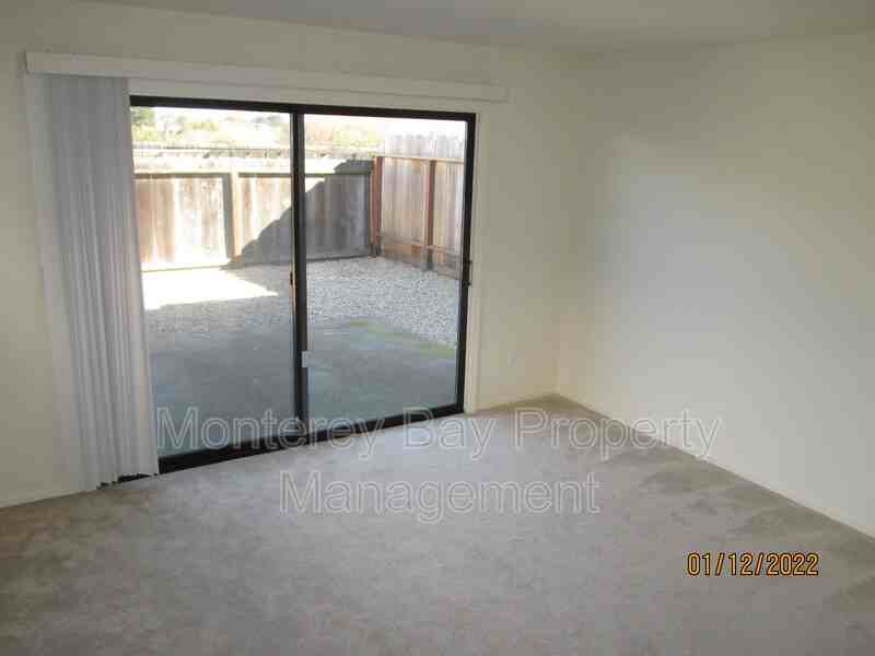 307 Virgin St - Photo 3 of 14