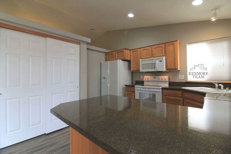 5508 Bakerloo Ln - Photo 3 of 17