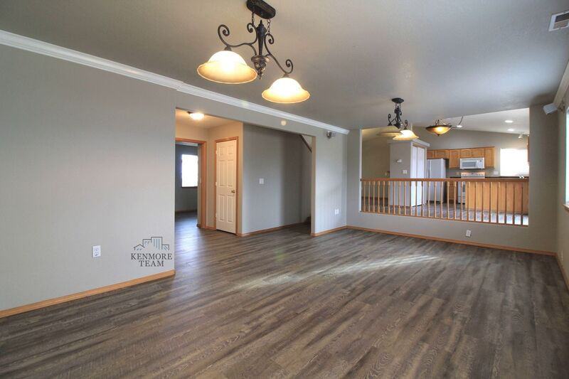 5508 Bakerloo Ln - Photo 5 of 17