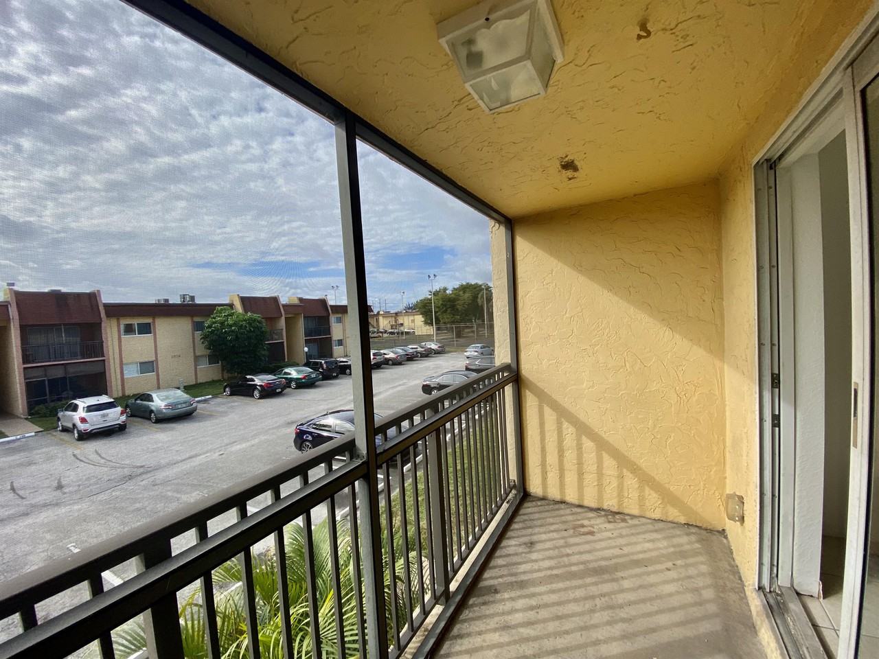 2914 Nw 55th Ave Apt 1d #1D - Photo 4 of 19