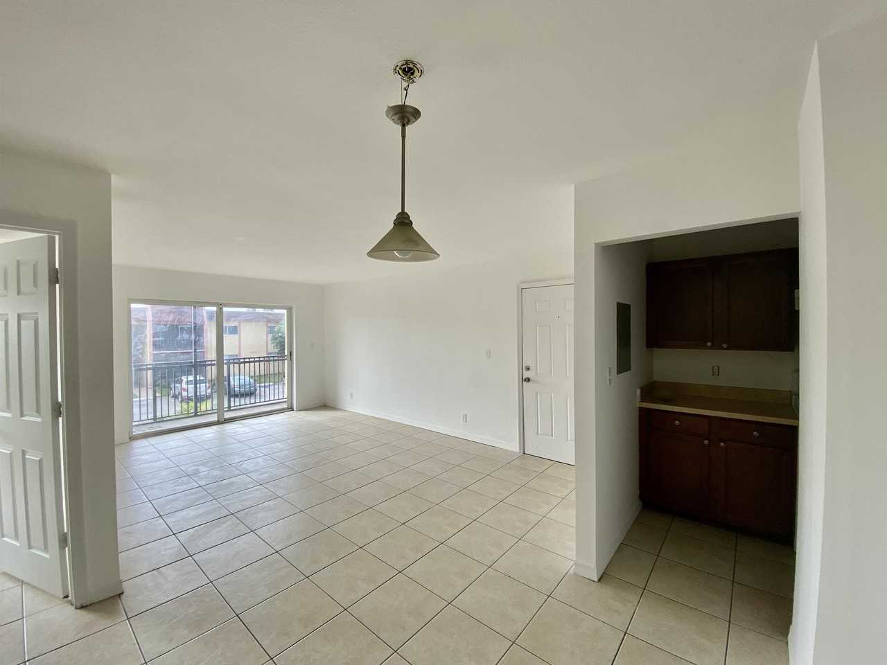 2914 Nw 55th Ave Apt 1d #1D - Photo 6 of 19