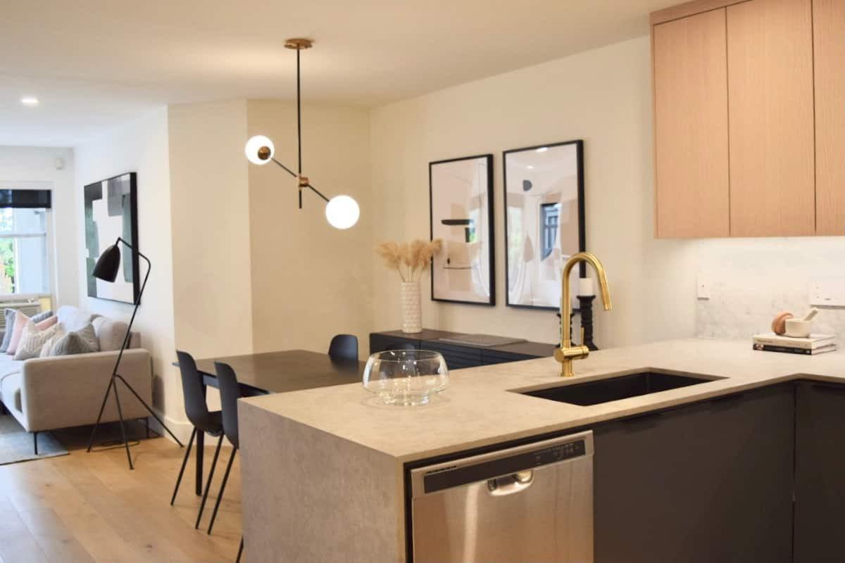 4728 Brentwood Drive, Burnaby, BC V5C 4A7 1 Bedroom Apartment for Rent PadMapper